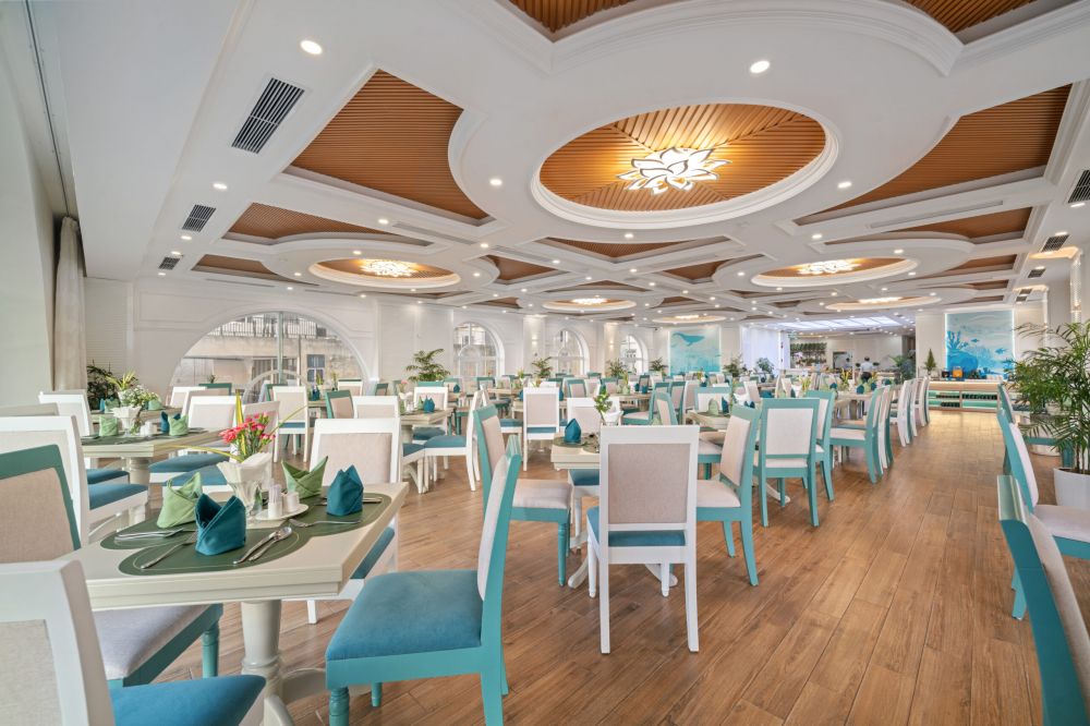 Paracel Beach Hotel 4*