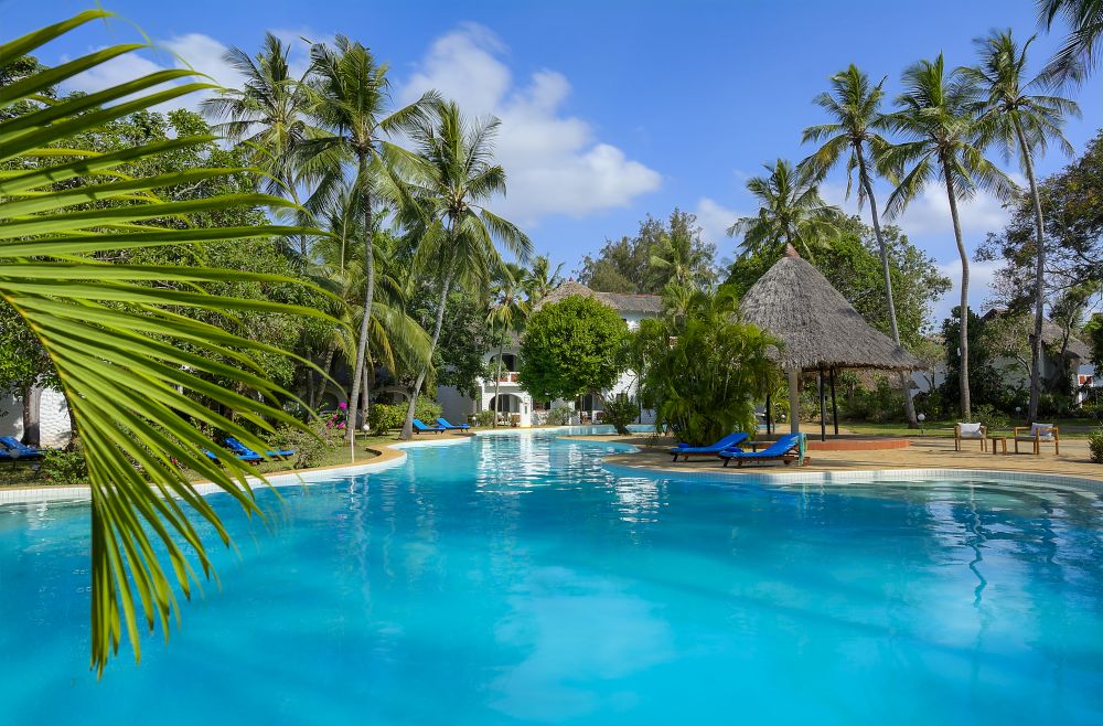 Diamonds Leisure Beach & Golf Resort 4*