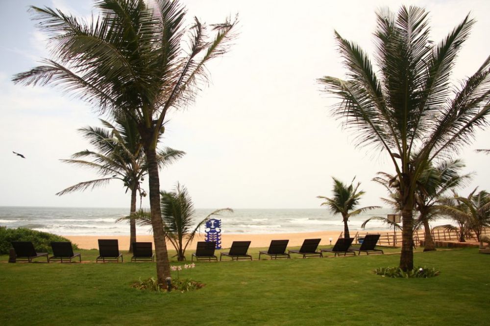 Chalston Beach Resort 3+