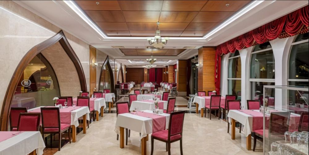 Crowne Plaza Antalya Hotel 5*