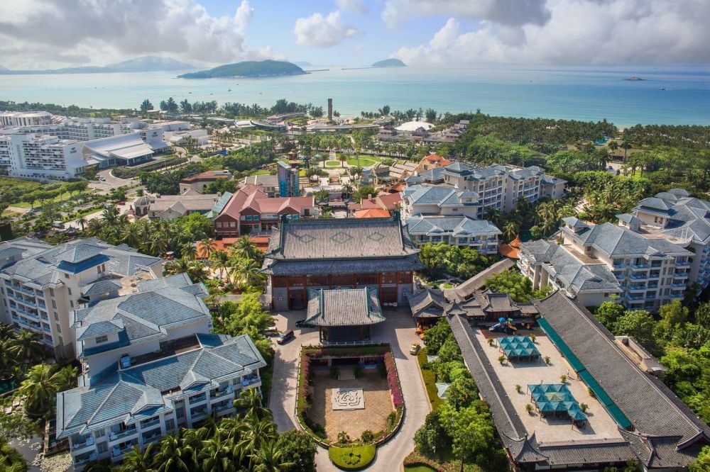 Grand Mercure Sanya Yalong Bay (ex. Huayu Resort & Spa Yalong Bay Sanya) 5*