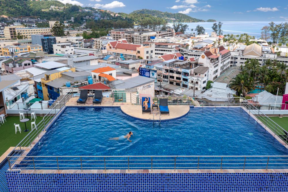 Amata Patong 4*