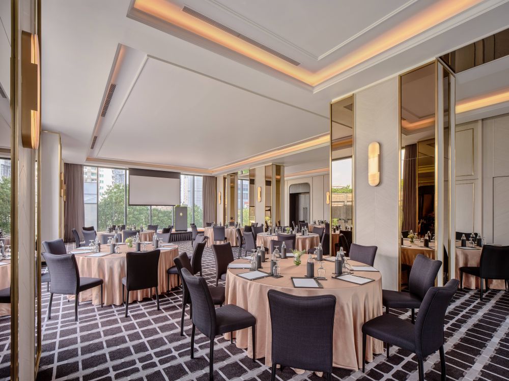 Intercontinental Bangkok Sukhumvit 5*