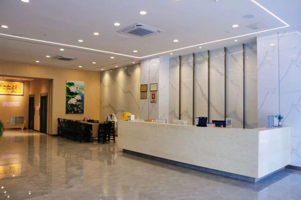 The Sea View Hotel 2+