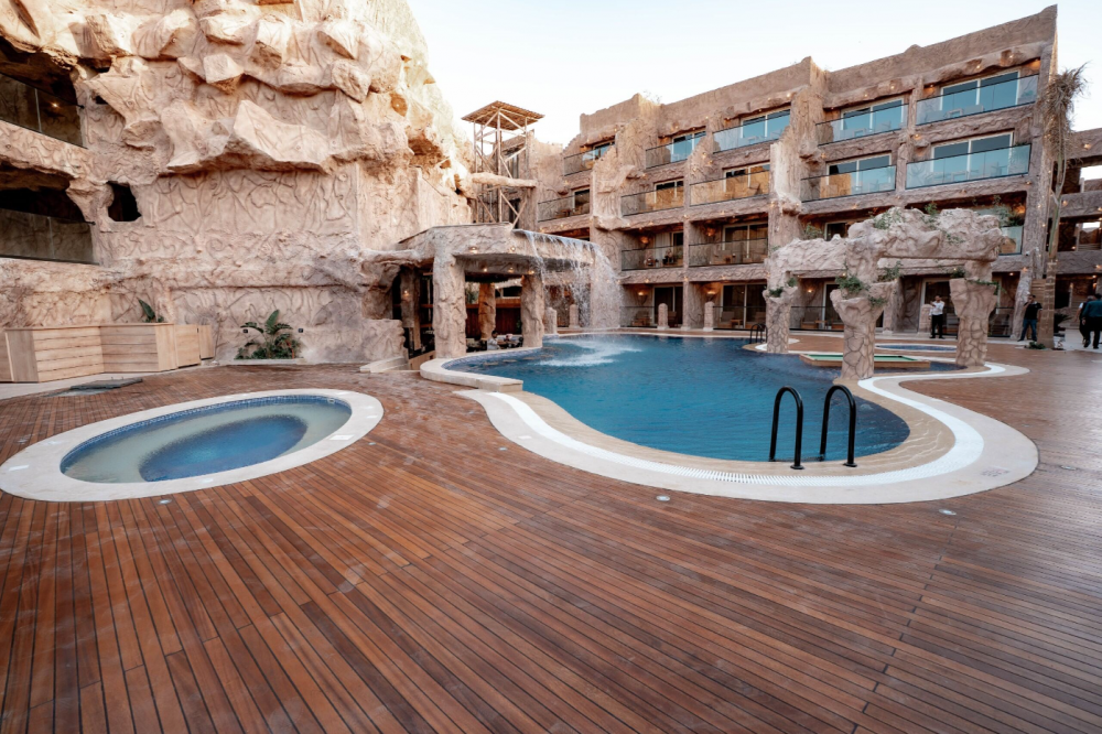 Caves Beach Resort Hurghada 5*