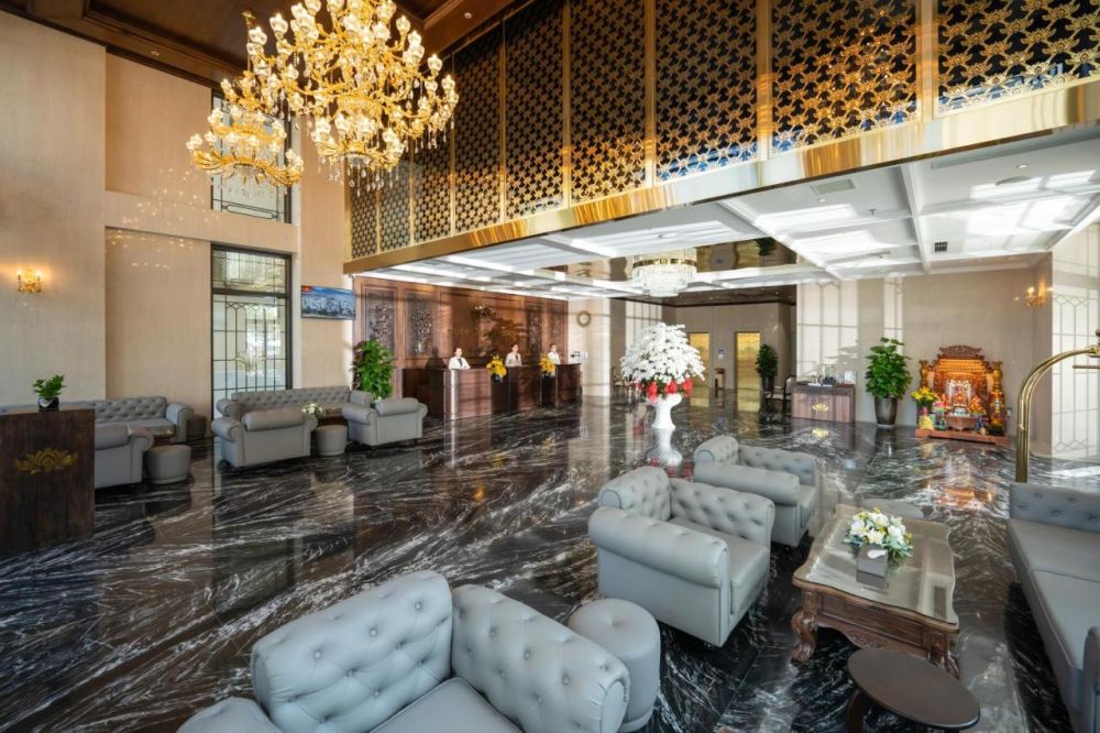 Golden Lotus Luxury 4*