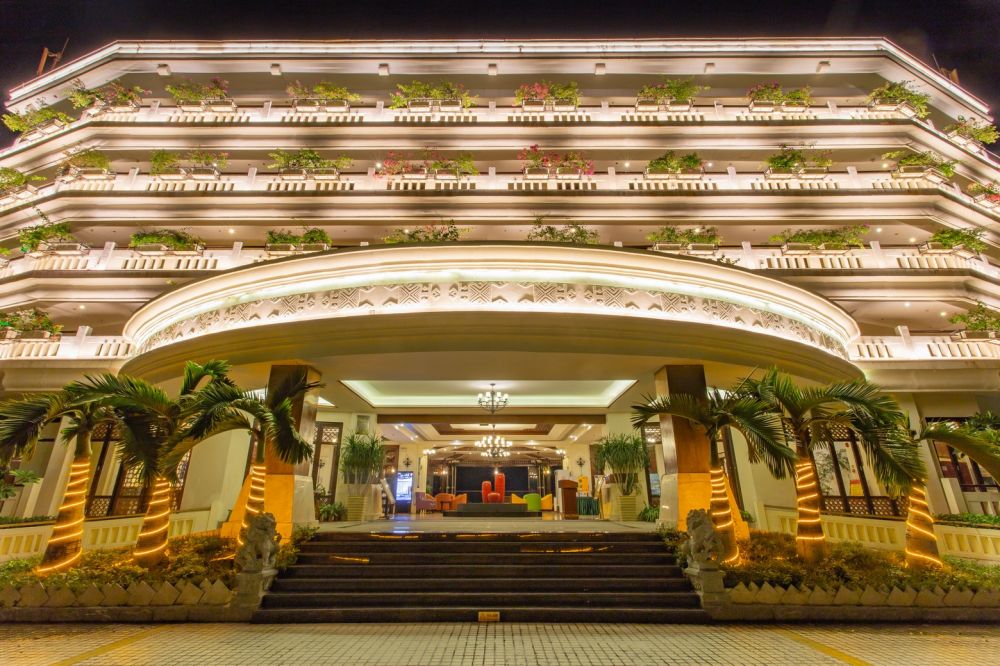 Sanya Yuhuayuan Seaview Hotel 4*