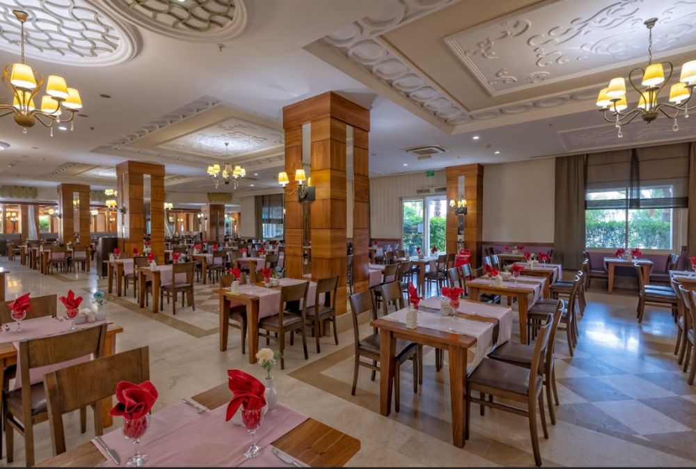 Lake River Side Hotel & SPA 5*