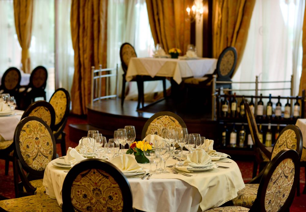 Apollo Golden Sands (ex. Doubletree by Hilton) 4*