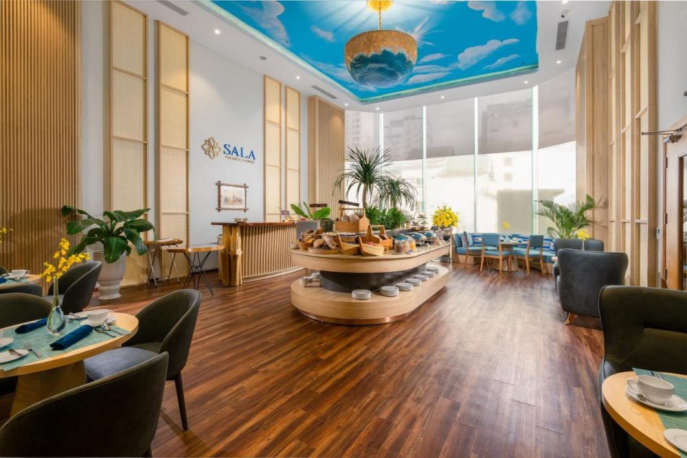 Sala Danang Beach Hotel 4*