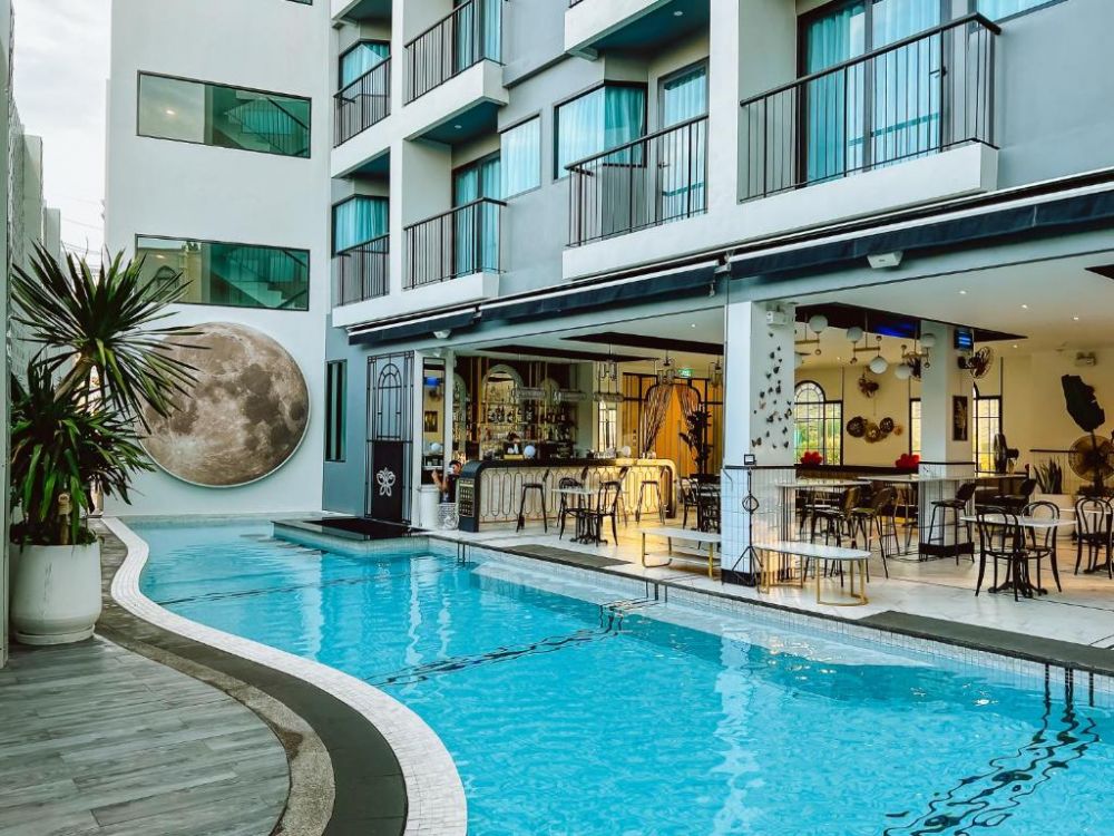 Ratri Hotel Phuket Old Town 4*