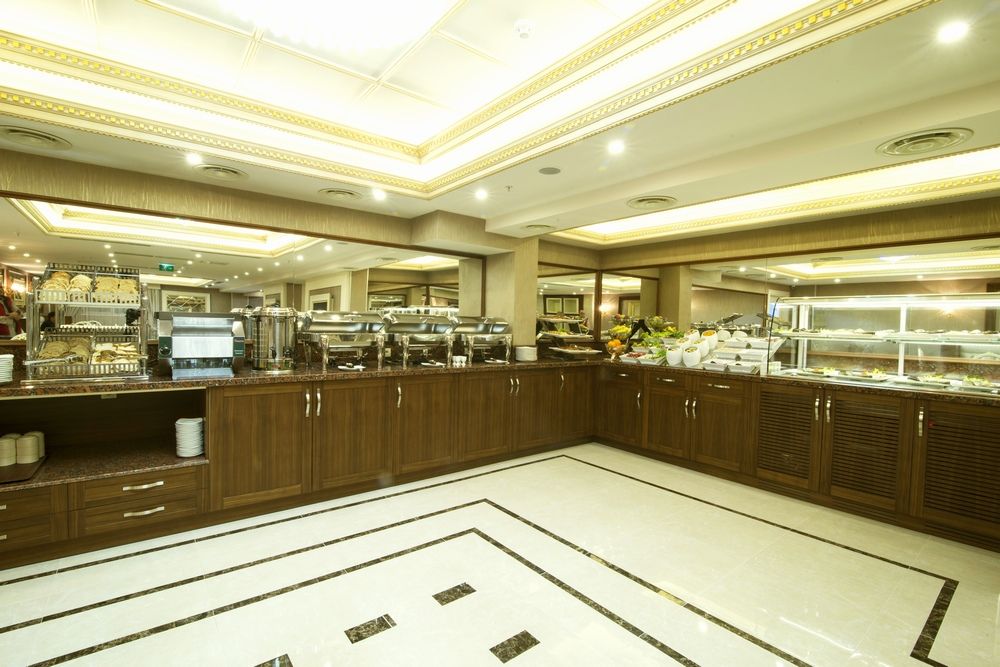 Halifaks Hotel 4*
