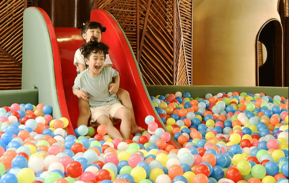 New World Hoiana Hotel 5*