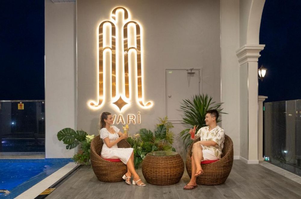 Avari Hotel 4*