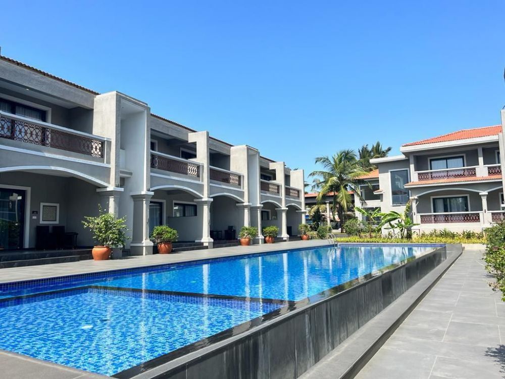 Chalston Beach Resort 3+