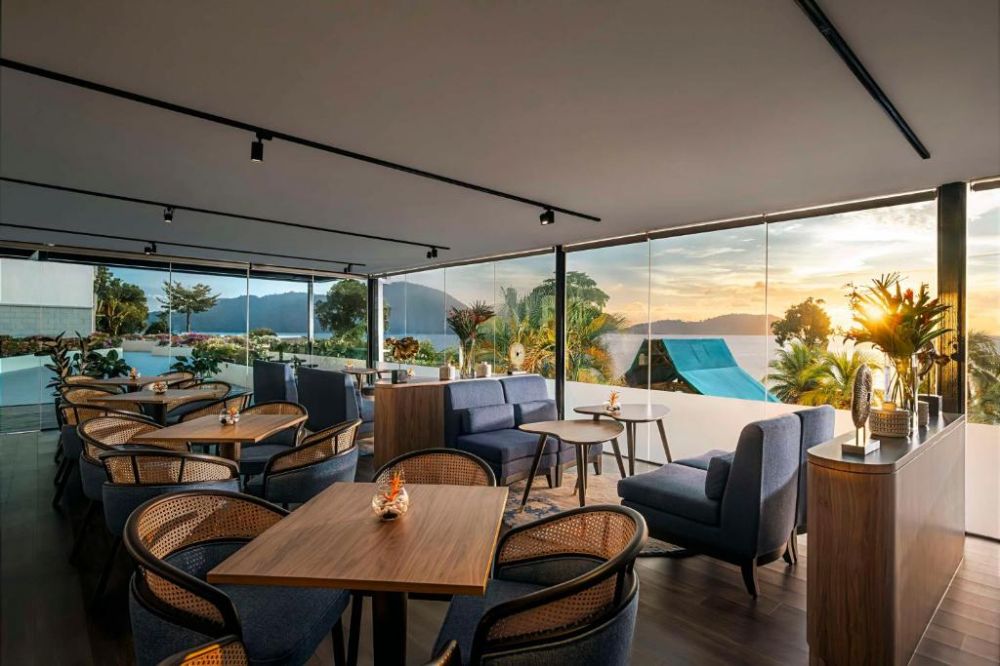DoubleTree by Hilton Damai Laut Resort 4+