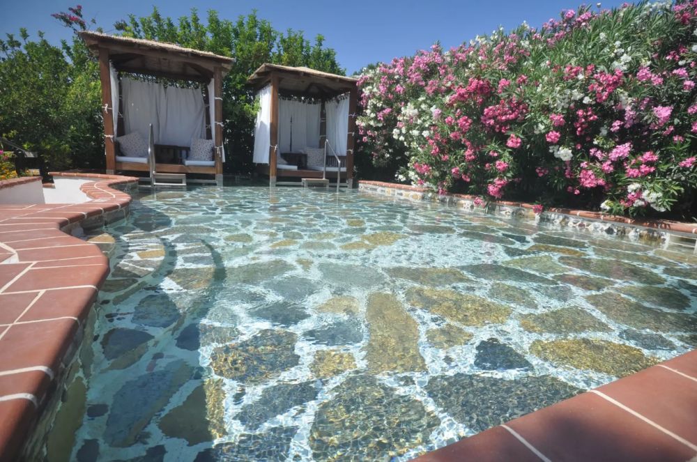 El Vino Hotel Suites 