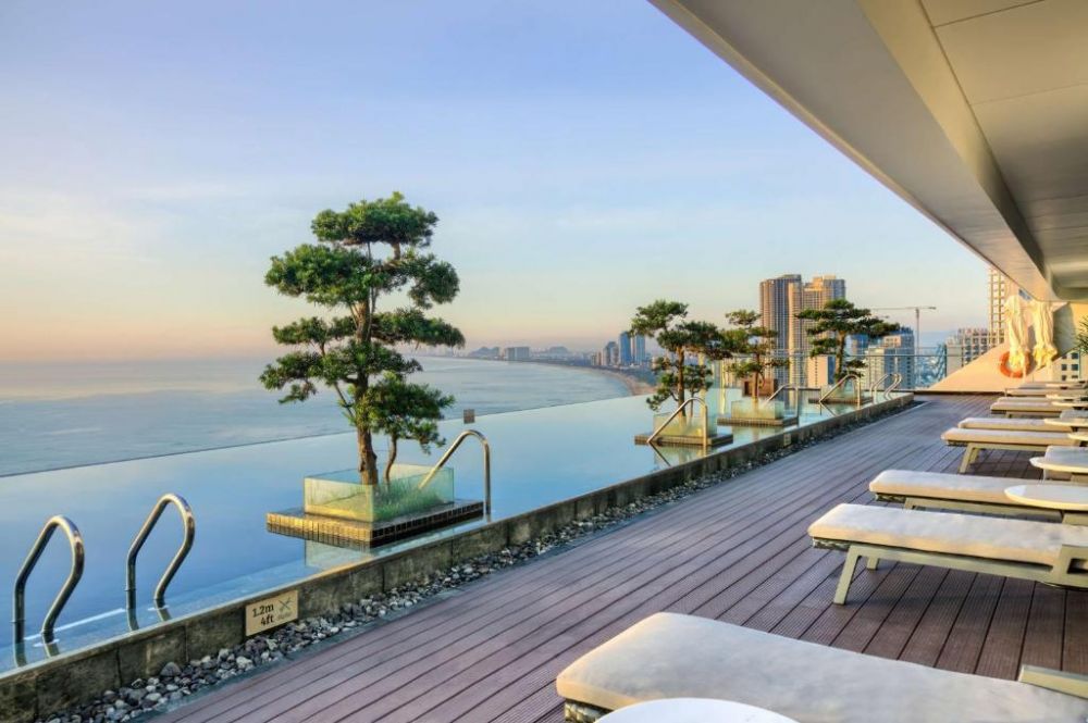 Hilton Garden Inn Da Nang 4*