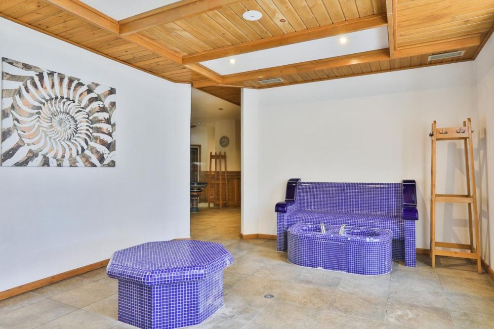 Pirin Golf Holiday Apartments 4*