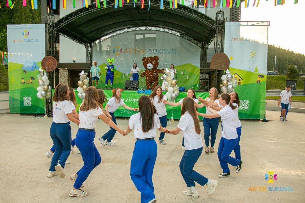 Детский лагерь «Артек Буковель Лесной» | Дитячий табір «Артек Буковель Лісовий» 