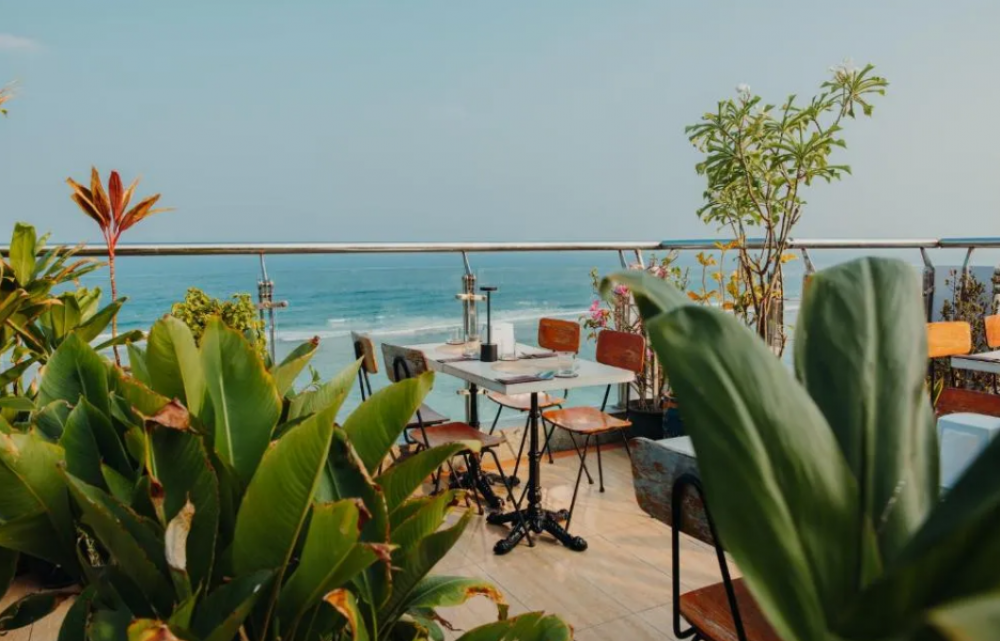 Amber Beach Hotel 4*