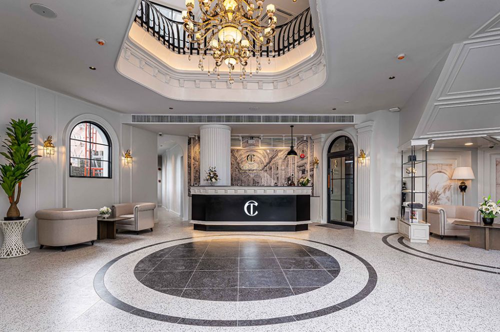 Chateau Du Village 4*