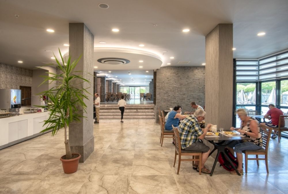 Riviera Zen Hotel 4*