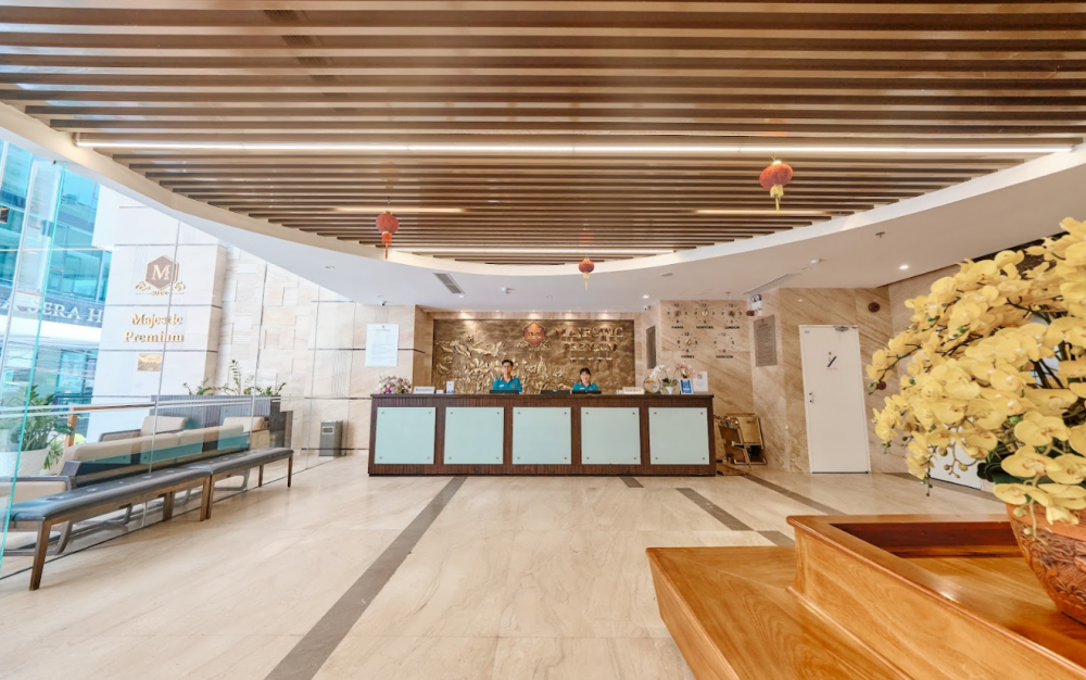 Majestic Premium Nha Trang 4*