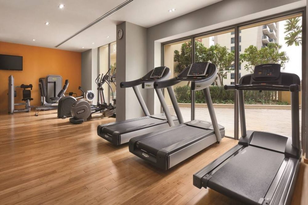 Ramada Hotel & Suites By Wyndham Jbr (ex. Hawthorn Suites) 4*