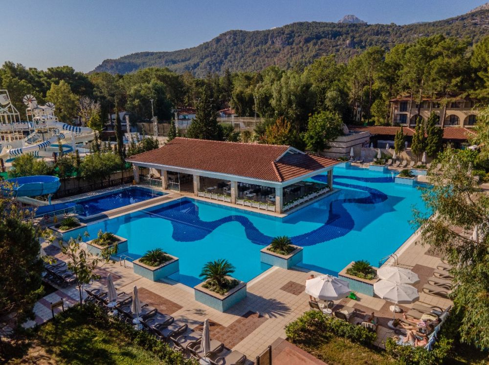 Champion Holiday Village 5*