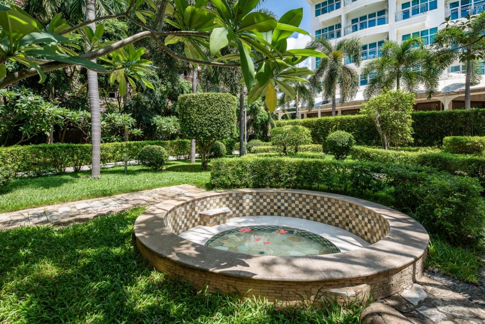Sanya Huayuan Hot Spring Seaview 4*