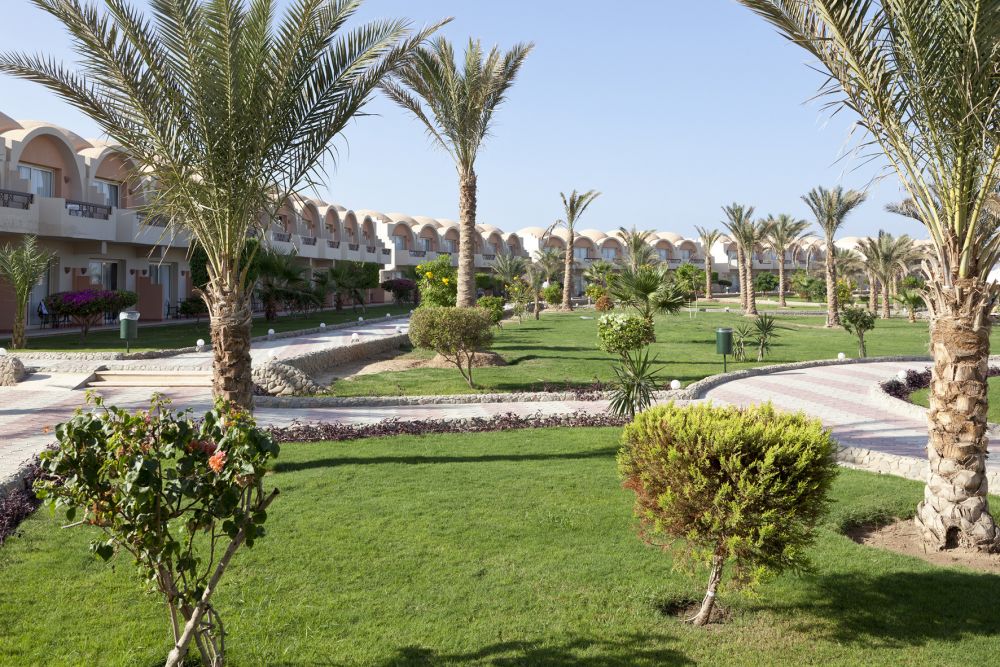 Three Corners Sea Beach Resort 4*
