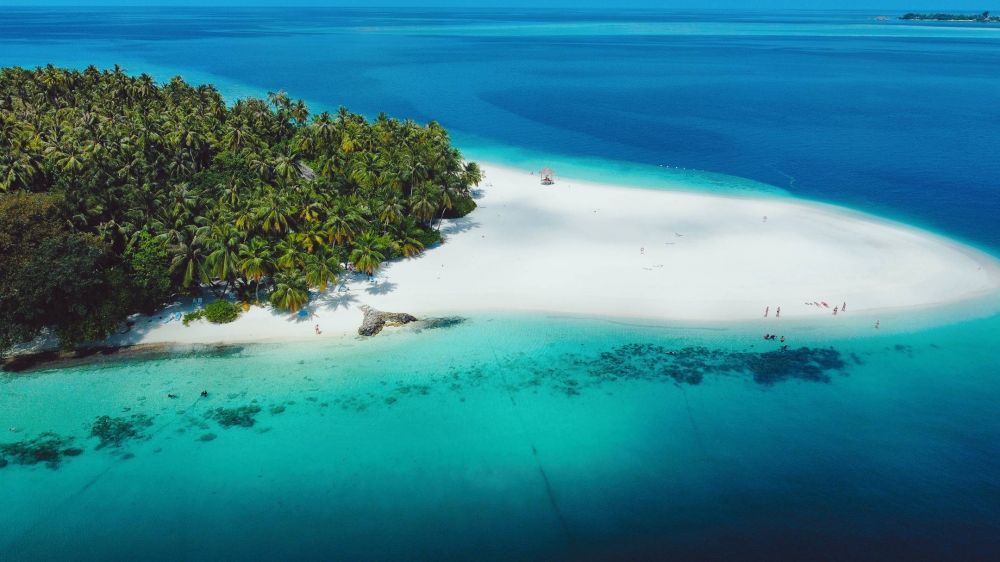 Fihalhohi Maldives 4*