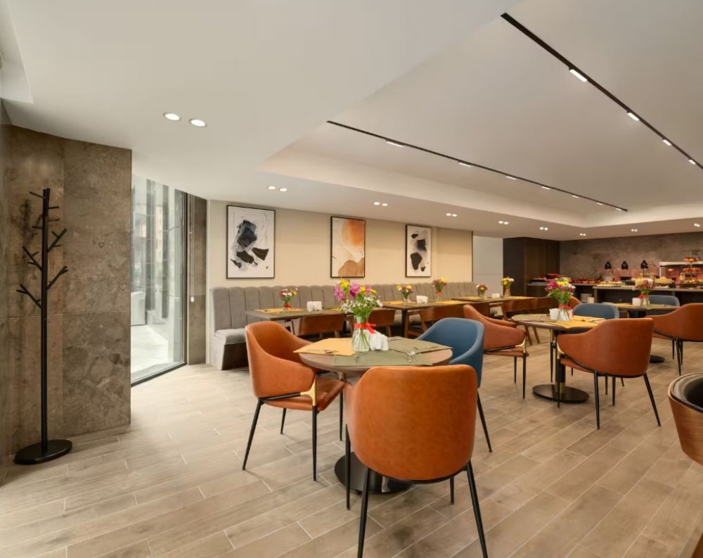 La Quinta by Wyndham Batumi 4*
