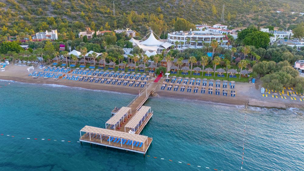 Latanya Park Resort Hotel 4*