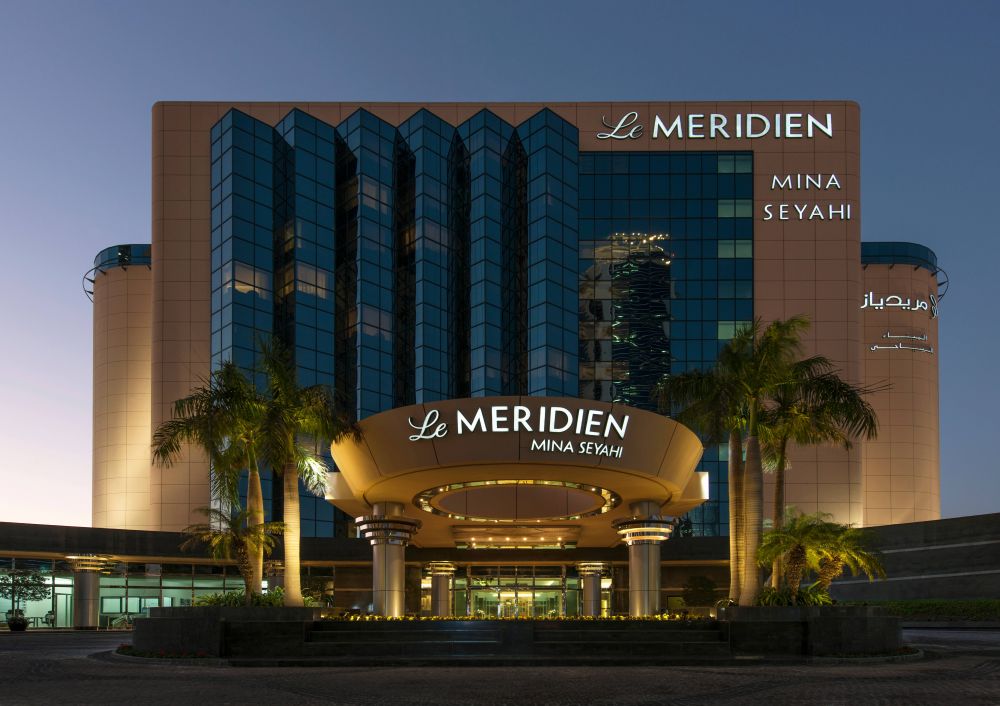 Le Meridien Mina Seyahi Beach Resort & Marina 5*