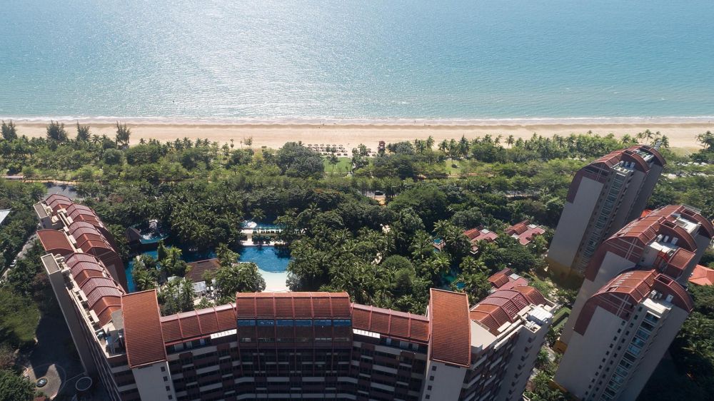 Pullman Ocean View Sanya Bay Resort & Spa 5*