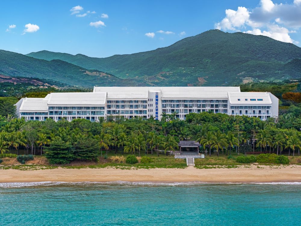 Novotel Sanya Bay Yatai 5*