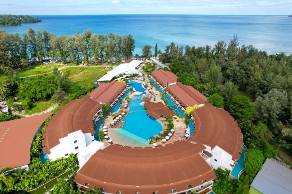 Arinara Beach Resort Phuket 4*