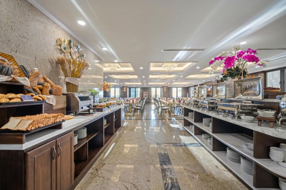 Golden Lotus Luxury 4*