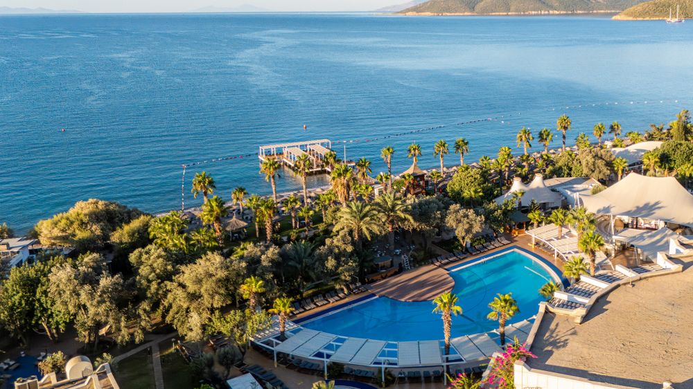 Latanya Park Resort Hotel 4*