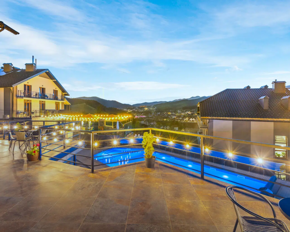 Князів Двір 3*