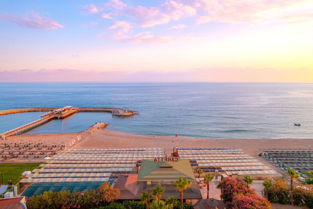 Caretta Beach Hotel 4*