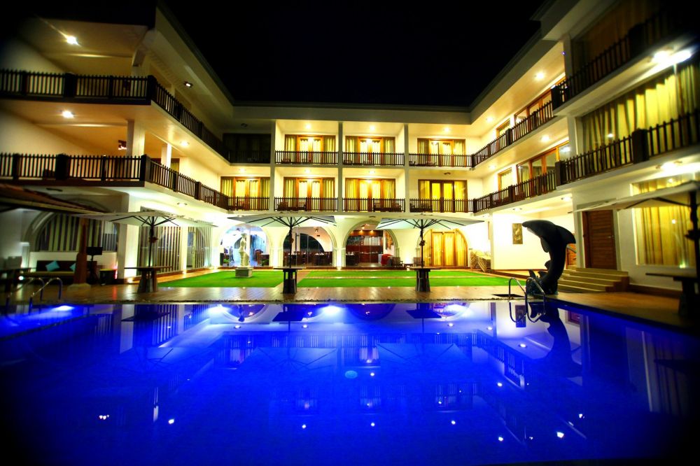 Watergate Resort Unawatuna 3+