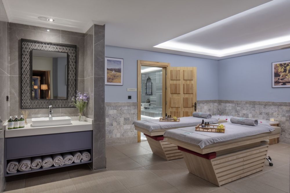 Nirvana Cosmopolitan (ex. Kervansaray Lara) 5*