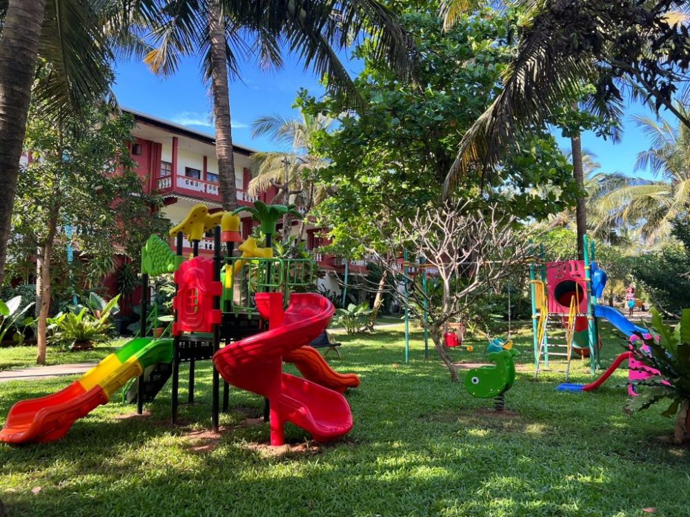 Chalston Beach Resort 3+