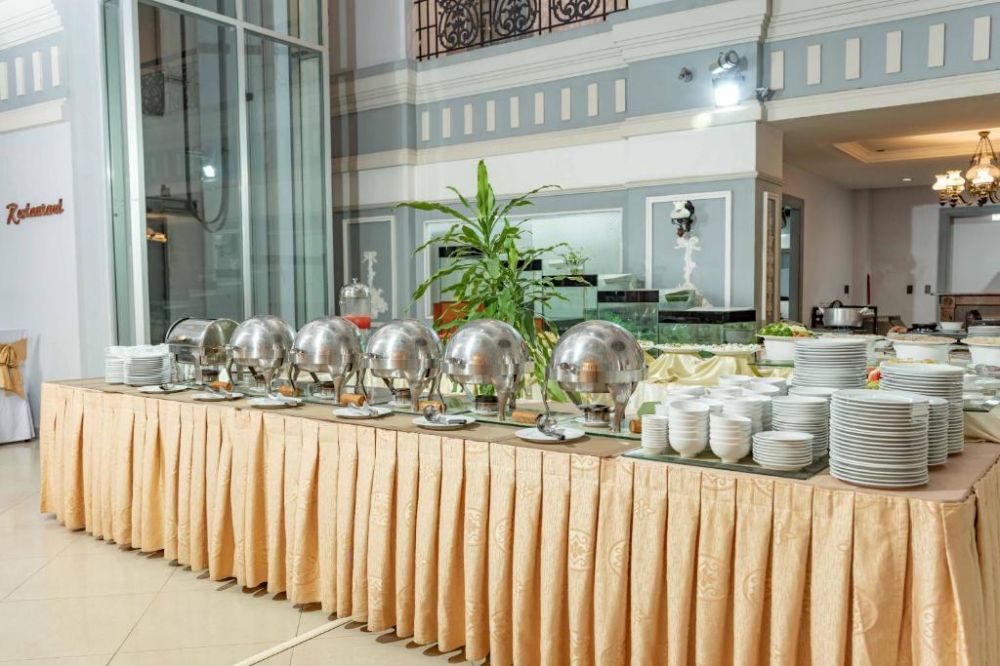 Rembrandt Hotel Nha Trang 3*