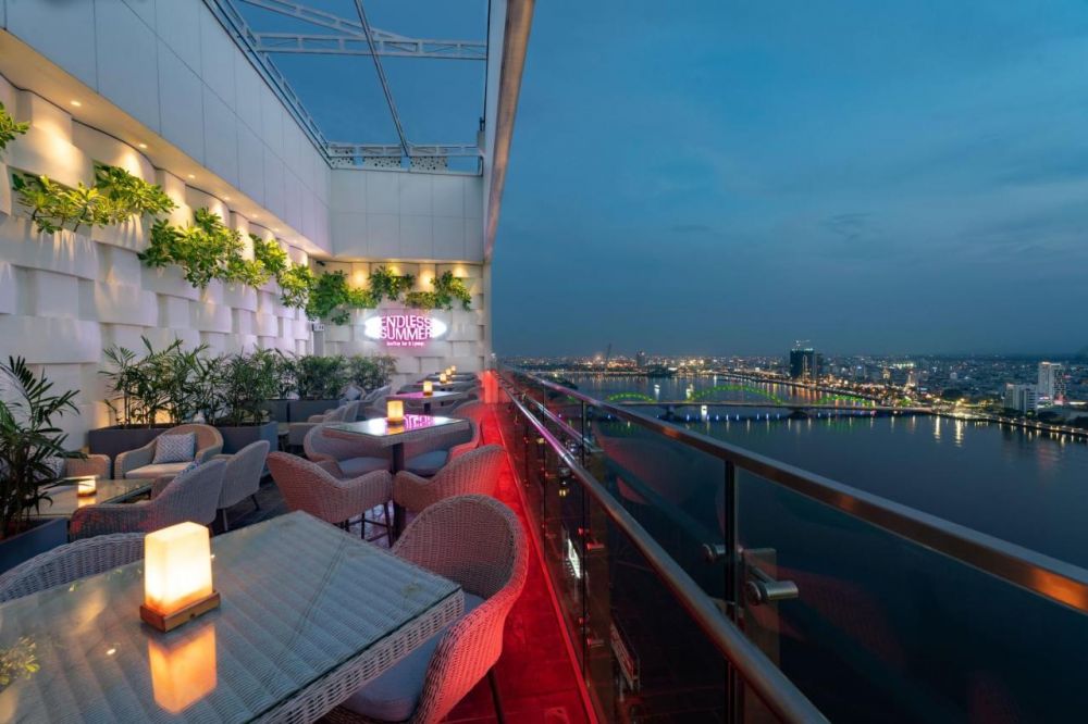 Wink Icon Hotel Danang Riverside 5*