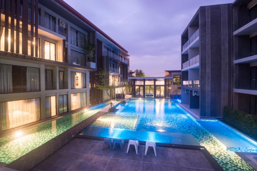 Maya Phuket 4*