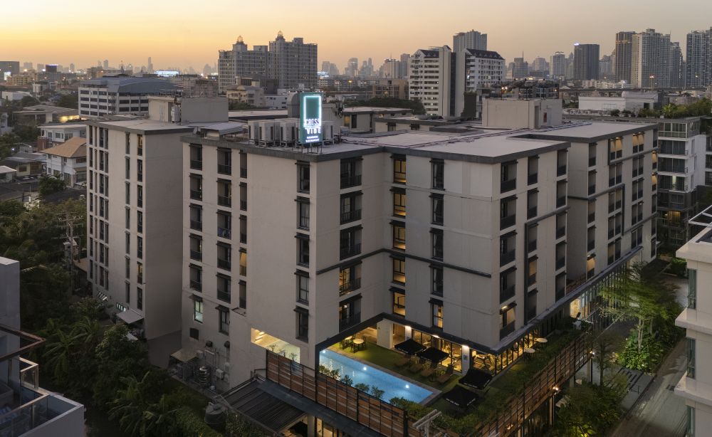 Cross Vibe Bangkok Sukhumvit Hotel 4*